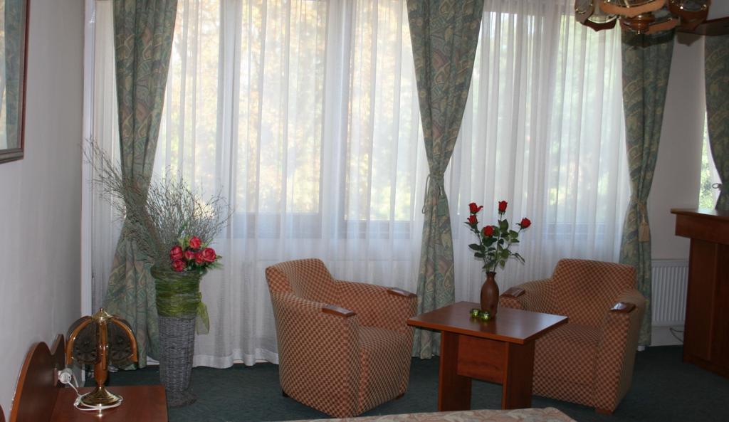 Hotel Nicol Пловдив Экстерьер фото