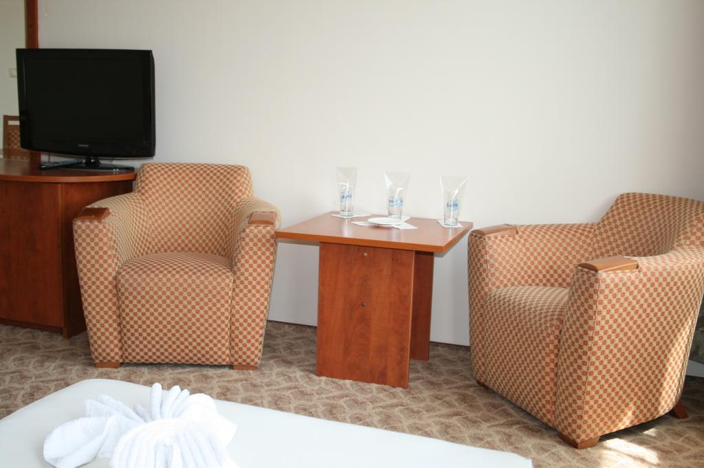 Hotel Nicol Пловдив Экстерьер фото