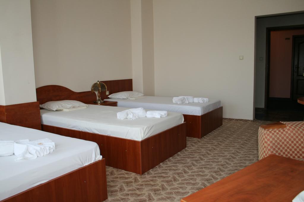 Hotel Nicol Пловдив Экстерьер фото